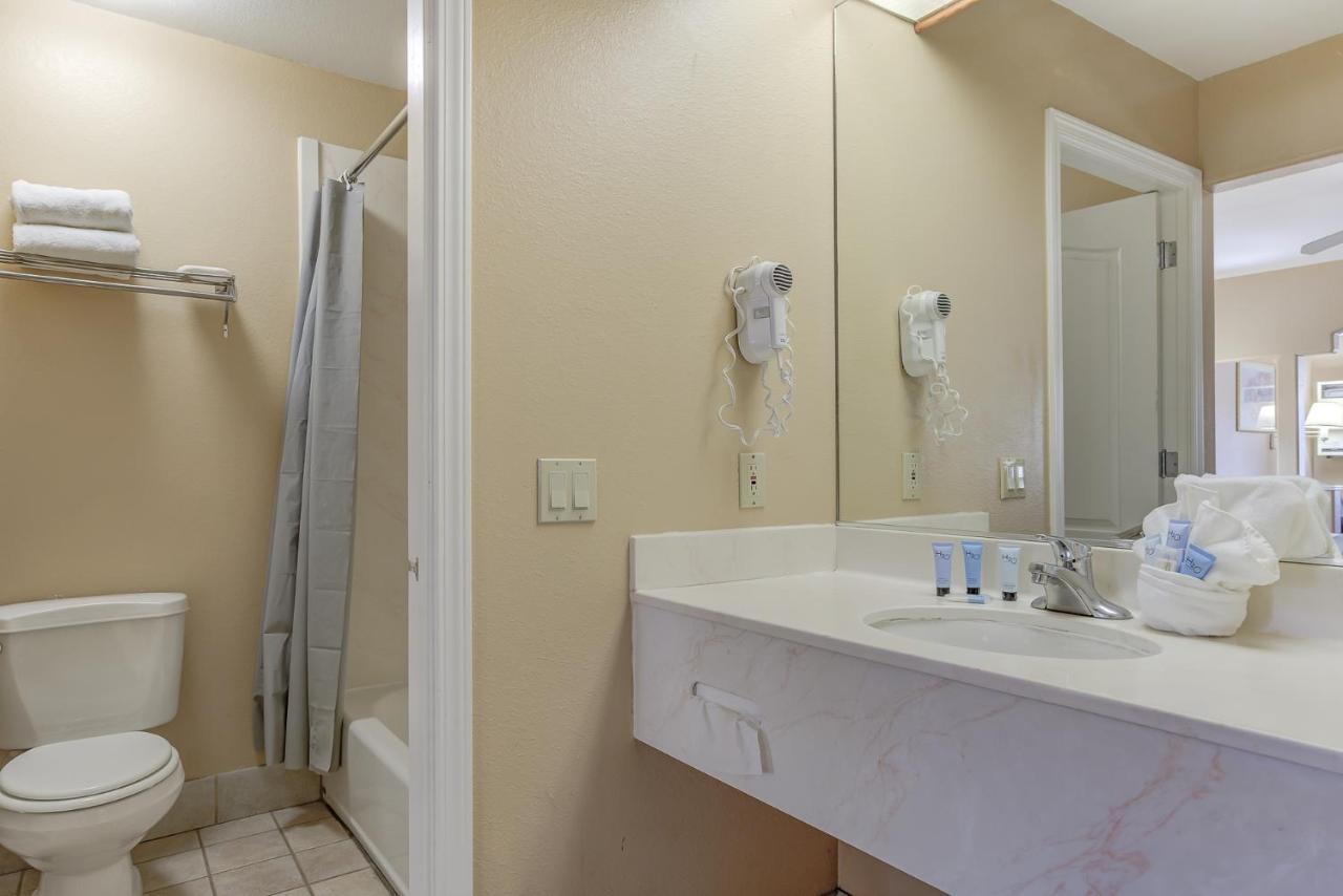 Shasta Pines Motel & Suites Burney 외부 사진