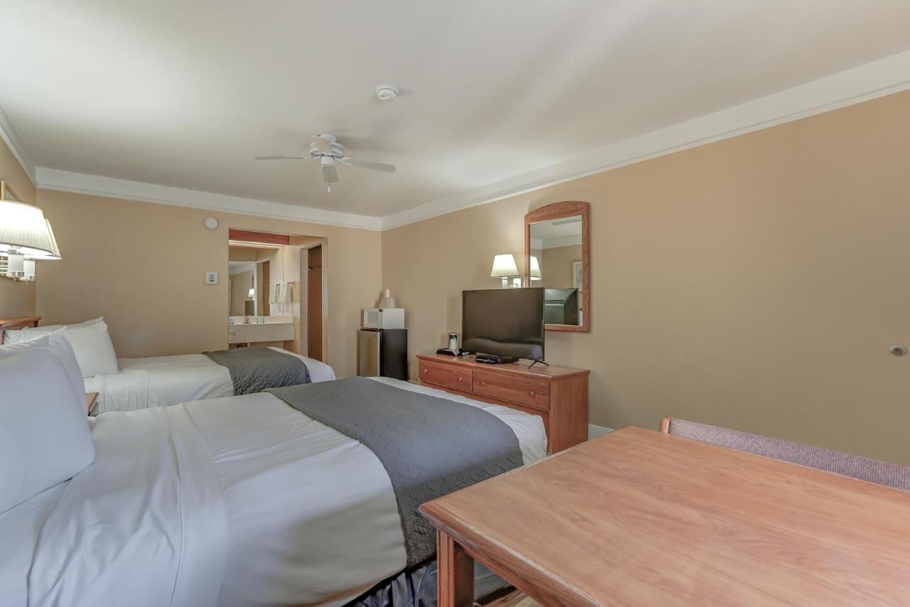Shasta Pines Motel & Suites Burney 외부 사진