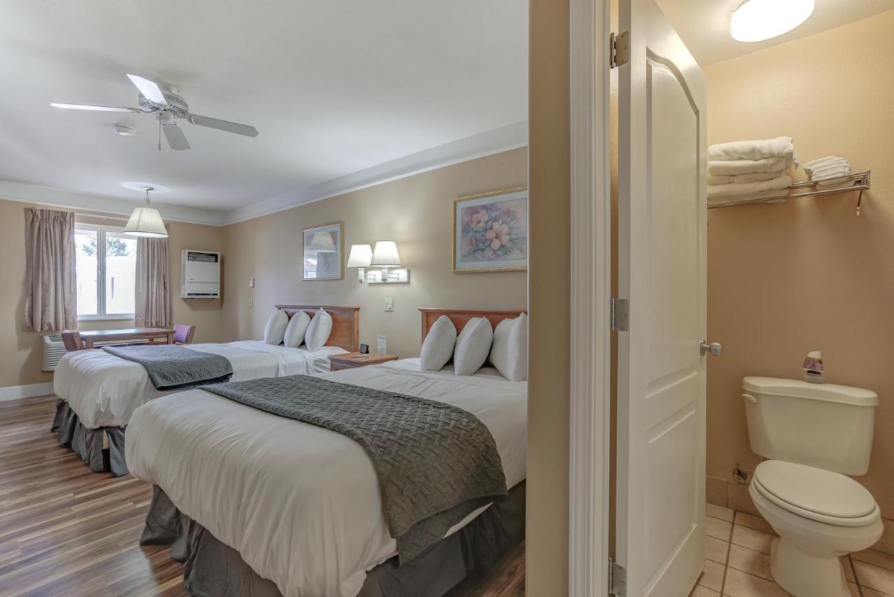 Shasta Pines Motel & Suites Burney 외부 사진